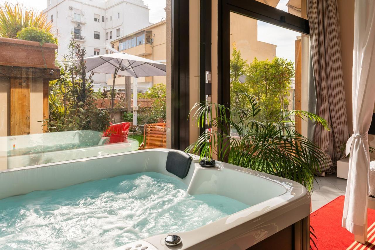Snob Luxury Suite Каляри Екстериор снимка