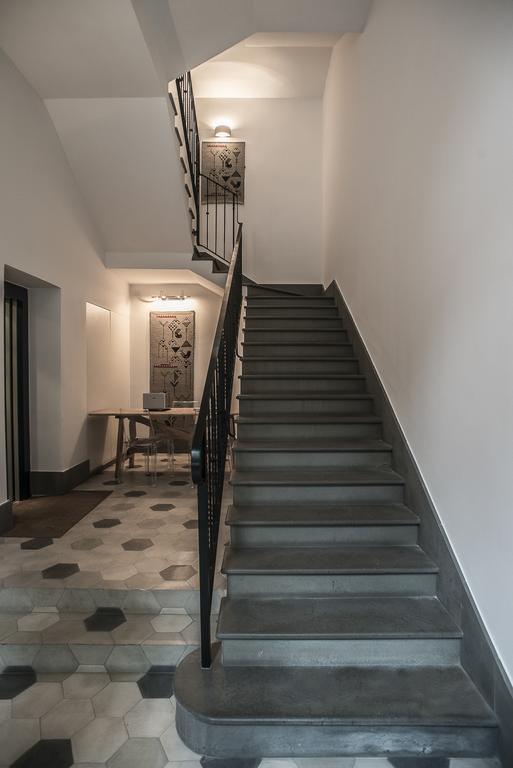 Snob Luxury Suite Каляри Екстериор снимка